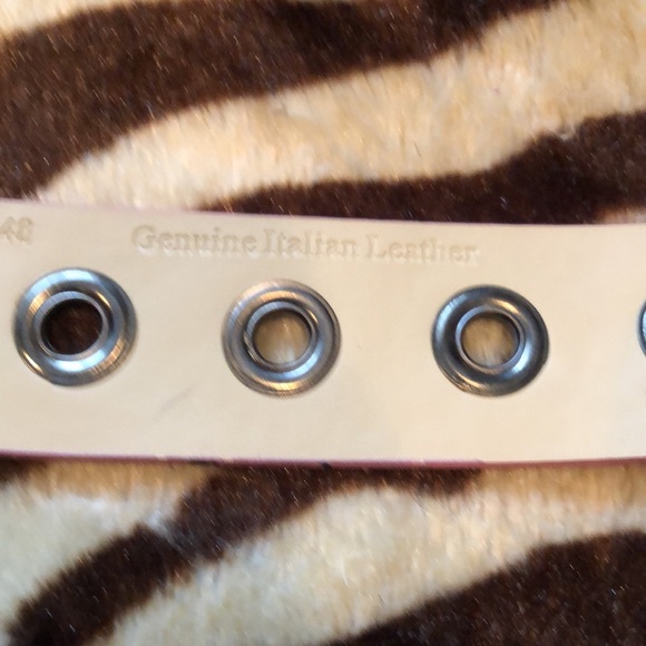 Pink Italian Leather Suede Grommet Belt - Picture 3 of 3